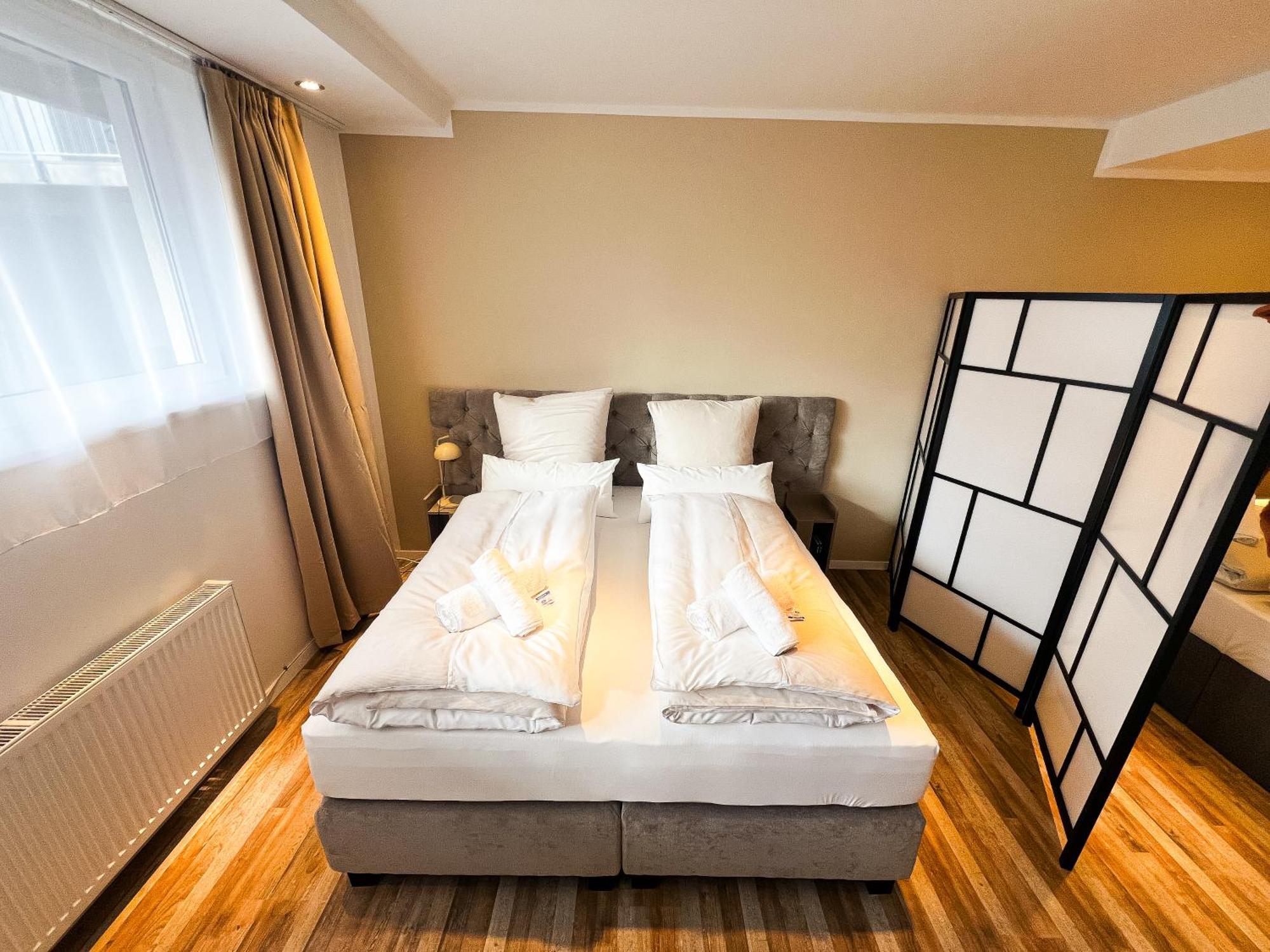 Qonroom - As Individual As You - Minden Kaiserstrasse Kamer foto