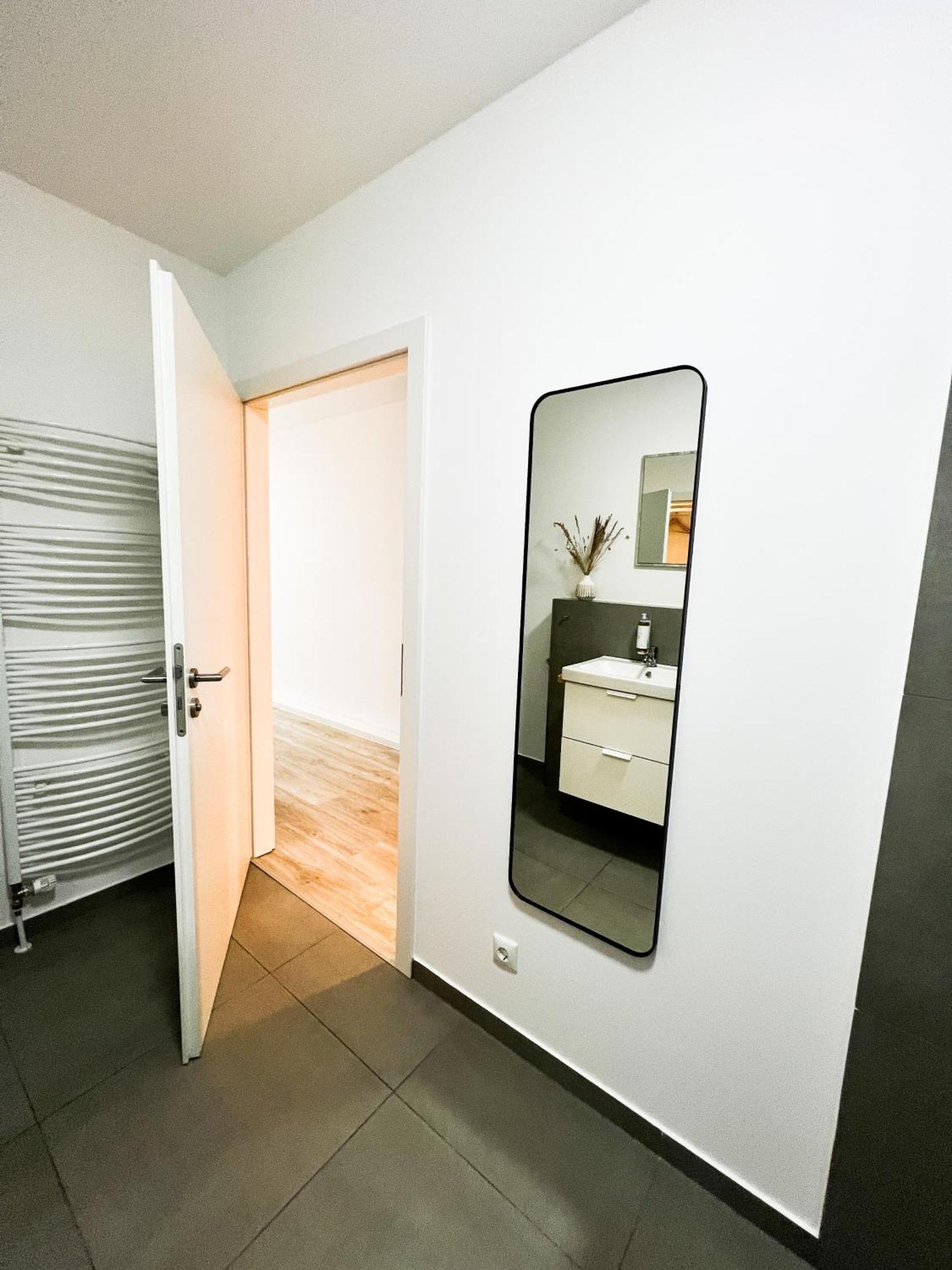 Qonroom - As Individual As You - Minden Kaiserstrasse Kamer foto